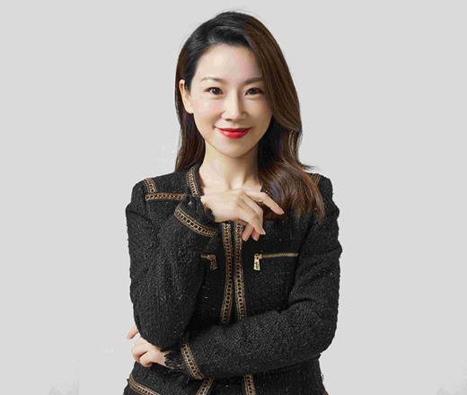 李君